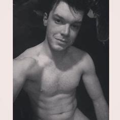 Ideias De Cameron Monaghan Shirtless Atores Homem De Cabelo Vermelho Tumblr Gay