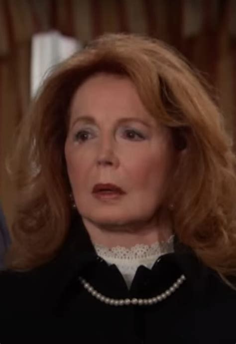 A Grieving Maggie Confronts Sarah Days Of Our Lives Tv Fanatic