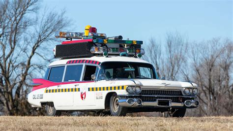 Ghostbusters II Ecto-1A replica sells for over $200,000! - Ghostbusters ...