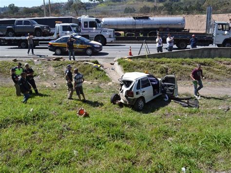 G1 Acidente Deixa Um Morto E Dois Feridos Na Fernão Dias Na Grande