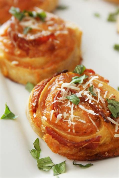 Pepperoni Pizza Pinwheels Recipe With Video Tipbuzz