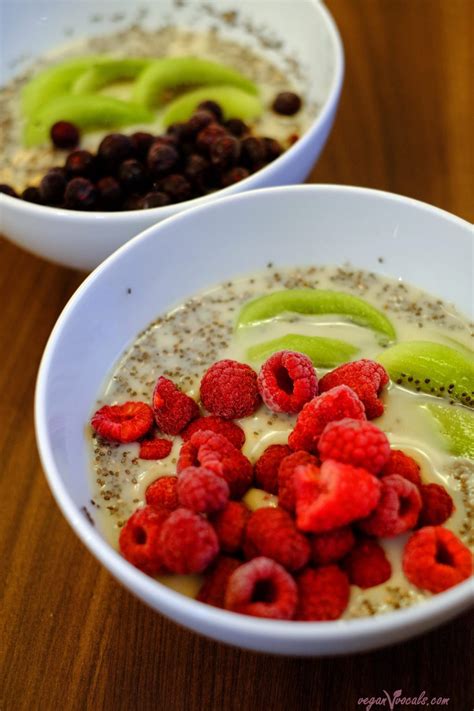 Overnight Oats Chia Pudding With Berries Veganvvocals