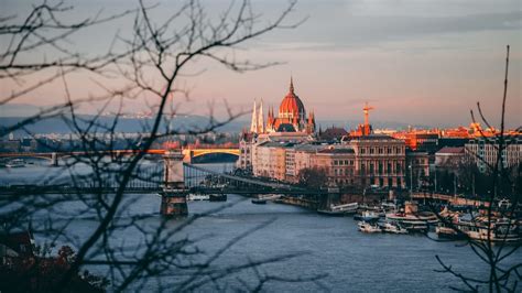 12 Things to Do in Budapest in November - Hellotickets