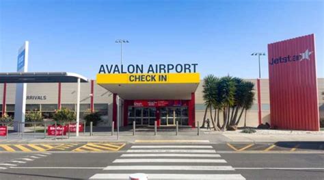 avalon airport  melbourne city transport options travel guide