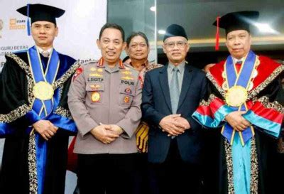 Resmi Jadi Guru Besar UMSU Ini Profil Irjen Pol Prof Dadang Hartanto