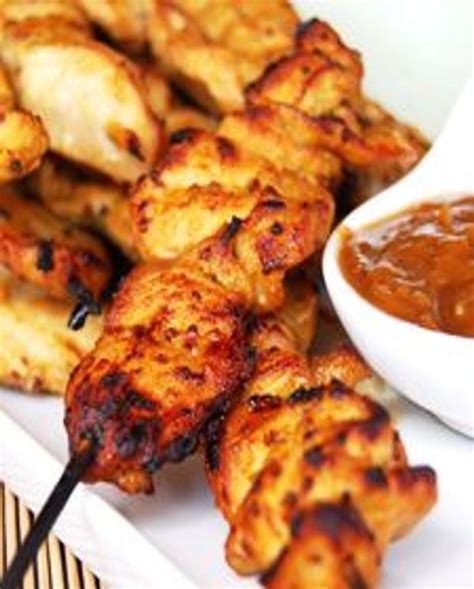 Brochettes De Poulet Et Leur Sace Satay Pour 1 Personne Recettes Elle