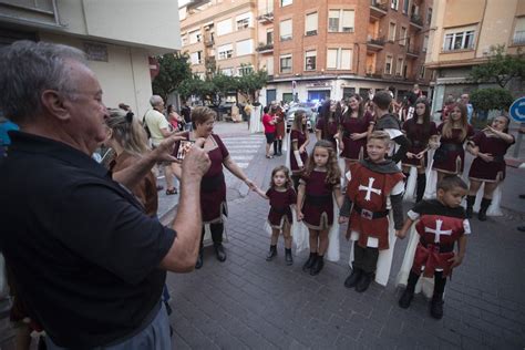 Los Moros Y Cristianos De Sagunt Arrancan Con El Preg N De Vicente Vay