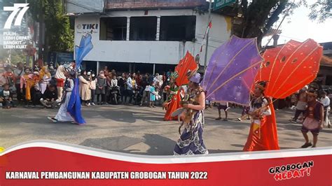 Fashion Show Unik Kontemporer Dalam Karnaval Pembangunan Kabupaten