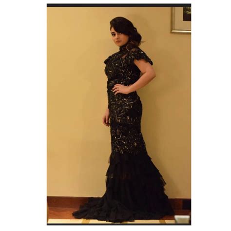 Hot And Sexy Zaira Wasim Photos ThBlog