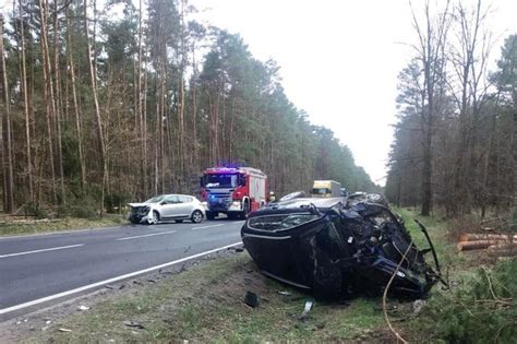 Wielkopolska Wypadek na DK 11 na trasie Dobrzyca Piła Droga jest