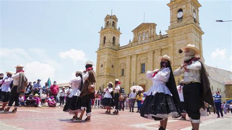 Lleg La Hora De La Guabina Viva Radio Fm