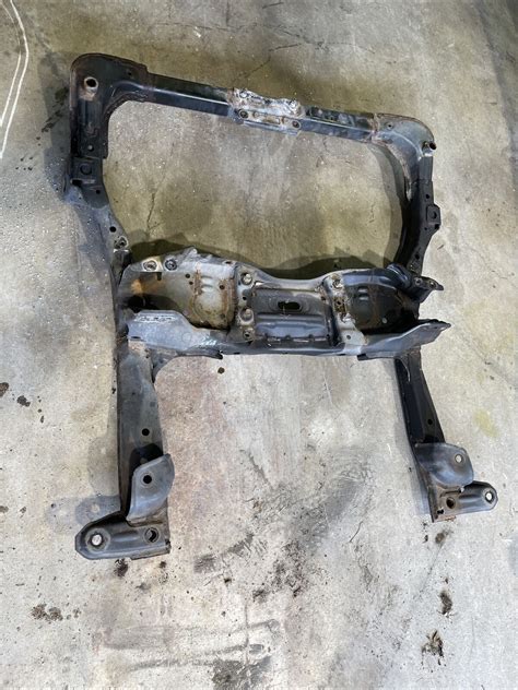 2010 2013 2014 SUBARU Outback FRONT SUB FRAME CROSSMEMBER CRADLE Engine