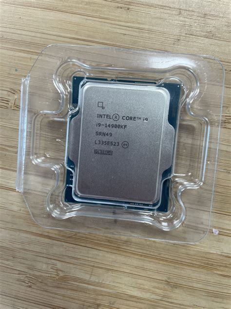 Процессор Intel Core I9 14 го поколения Oem без кулера 24 яд