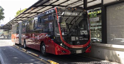 Caos En Indios Verdes Usuarios Reportan Caos En Línea 1 Del Metrobús Y Línea 3 Del Metro Infobae