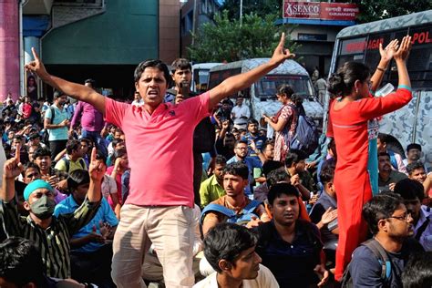 Kolkata Candidates Of Teacher Eligibility Test Tet 2014 Protest