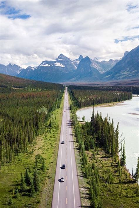 11 Canadian routes for awe-inspiring road trips | belairdirect blog ...