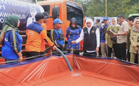 Kekeringan Di Mojokerto Pemkab Gelontorkan Air Bersih Ke Desa