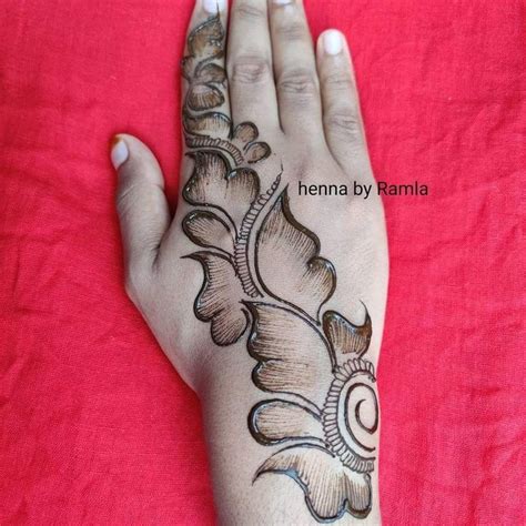 Pin By Arunachalam On Peacocks Latest Simple Mehndi Designs Very