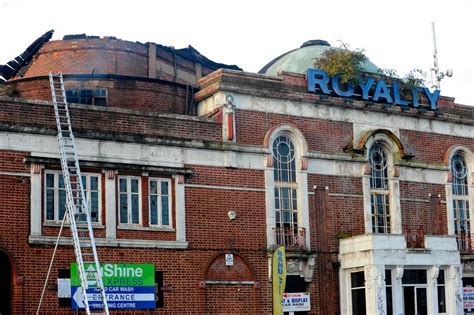 Major Fire At Royalty Cinema On Harborne Birmingham Live