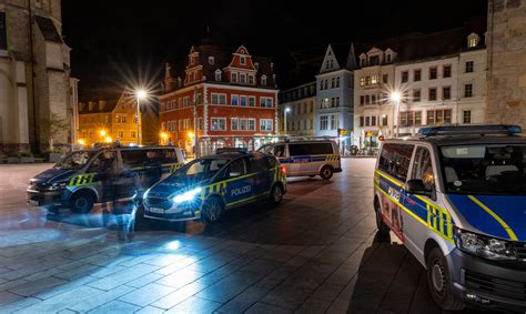 Hallesaale Explosion In Toilette Auf Marktplatz Drei