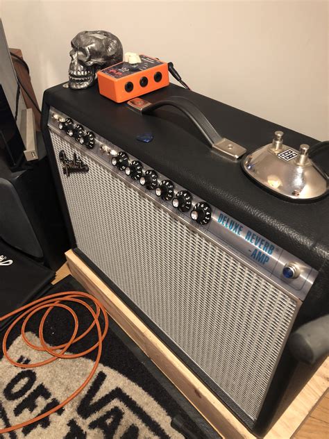 Fender Custom Deluxe Reverb Audiofanzine