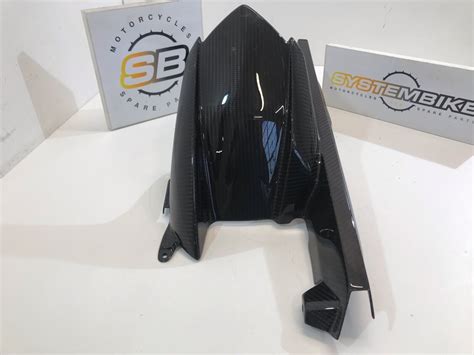 Parafango Posteriore Para Catena In Carbonio Bmw S Rr