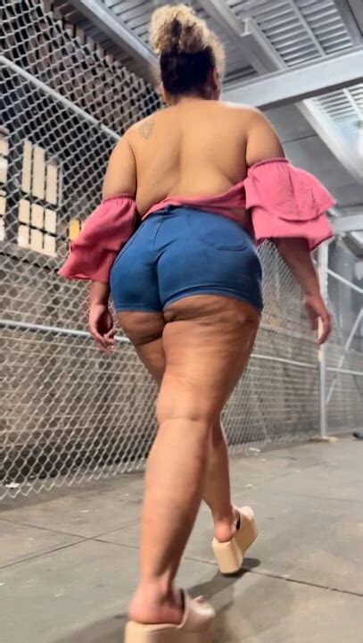 Puerto Rican Boricua Woman Walking In Daisy Dukes Short Shorts With Thick Thighs Natural Fat Ass