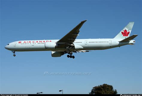 C FIVS Air Canada Boeing 777 333ER Photo By Ronald Vermeulen ID