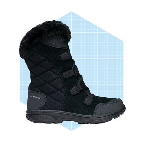 7 Best Hiking Boots for Women for Climbing, Running or Walking