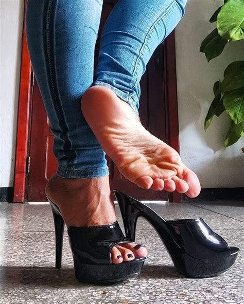 Mía Soles69 Auf Instagram „love Soles Sexysoles Sexymules Sexymules Sexyheels👠