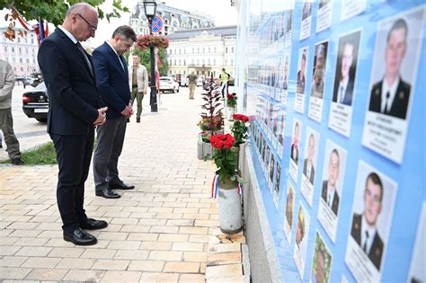 Головні теми — зброя та експорт продовольства