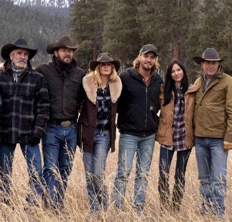 Brown Suede Boots Worn By Beth Dutton Kelly Reilly In Yellowstone