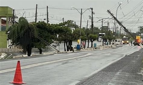 Chuva Provoca Queda De Postes E Deixa Bairro De Alegrete Sem Energia