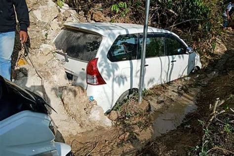 Hujan Deras Tebing Setinggi Tujuh Meter Di Gunungkidul Longsor