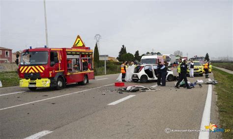 Gard Une Femme Tu E Dans Un Terrible Choc Frontal Entre Deux Voitures