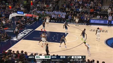 Giannis Antetokounmpo with a dunk vs the Minnesota Timberwolves [Video]