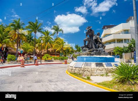 Pescador Y Su Familia Hi Res Stock Photography And Images Alamy