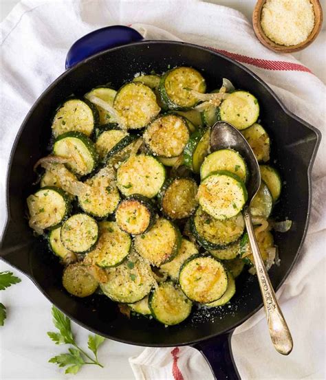 Courgettes Poêlées Faciles Rapides Et Parfaites Pour Lété