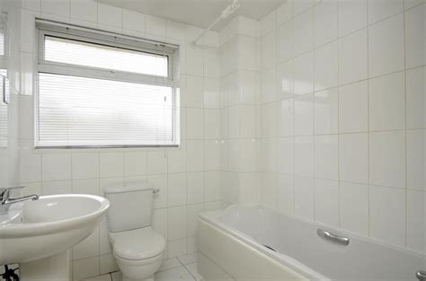 4 Bed Student House To Rent On Friars Court Nottingham Ng7 1ew Sturents