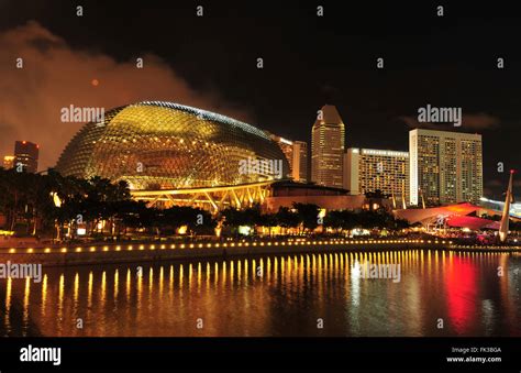 Singapore convention center hi-res stock photography and images - Alamy