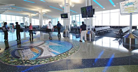 Milwaukee Mitchell International Airport Guide