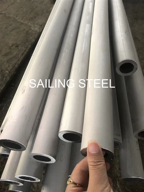 Astm Din Jis Gb En Aisi High Quality Seamless Tube Stainless Steel Pipe