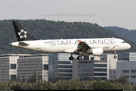 B 6297 Shenzhen Airlines Airbus A320 214 Photo By Fang Xiaoyu ID