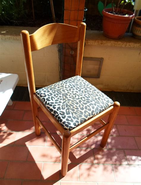 How To Upholster A Chair Seat 7 Steps With Pictures Instructables