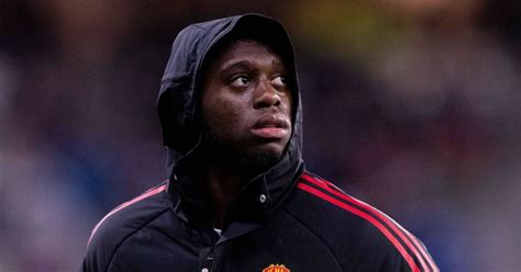 Erik Ten Hag Makes Final Decision On Aaron Wan Bissaka Future As Man