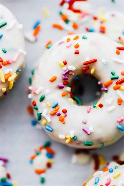 Mini Baked Donuts With Sprinkles - Emily Laurae