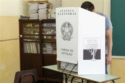 Votar em branco ou nulo pode anular eleição Conheça outros mitos