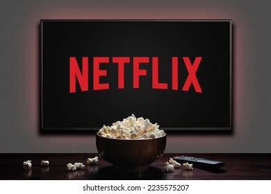 Netflix Logo On Tv Popcorn Bowl Stock Photo 2235575207 | Shutterstock