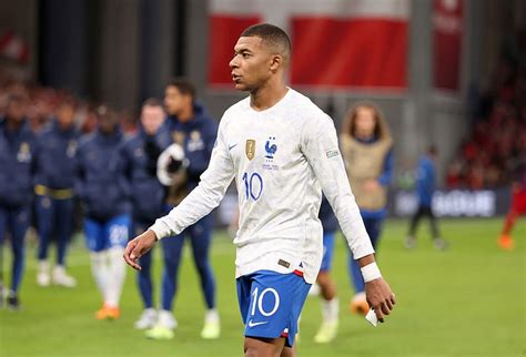 Soccer Kylian Mbapp Hd Wallpaper Peakpx