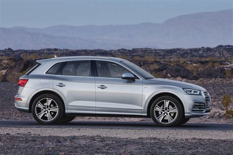 Audi Q Suv Compatto Per Un Noleggio Di Qualit Qj Rent